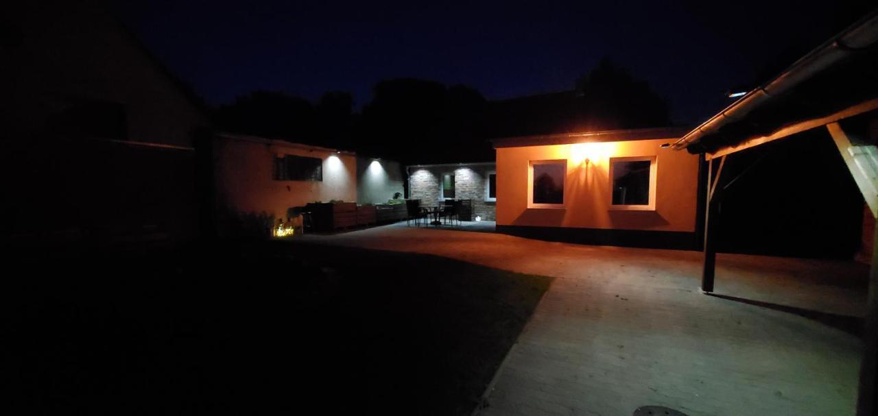 Villa Haus Oderbruch Neulewin Exterior foto